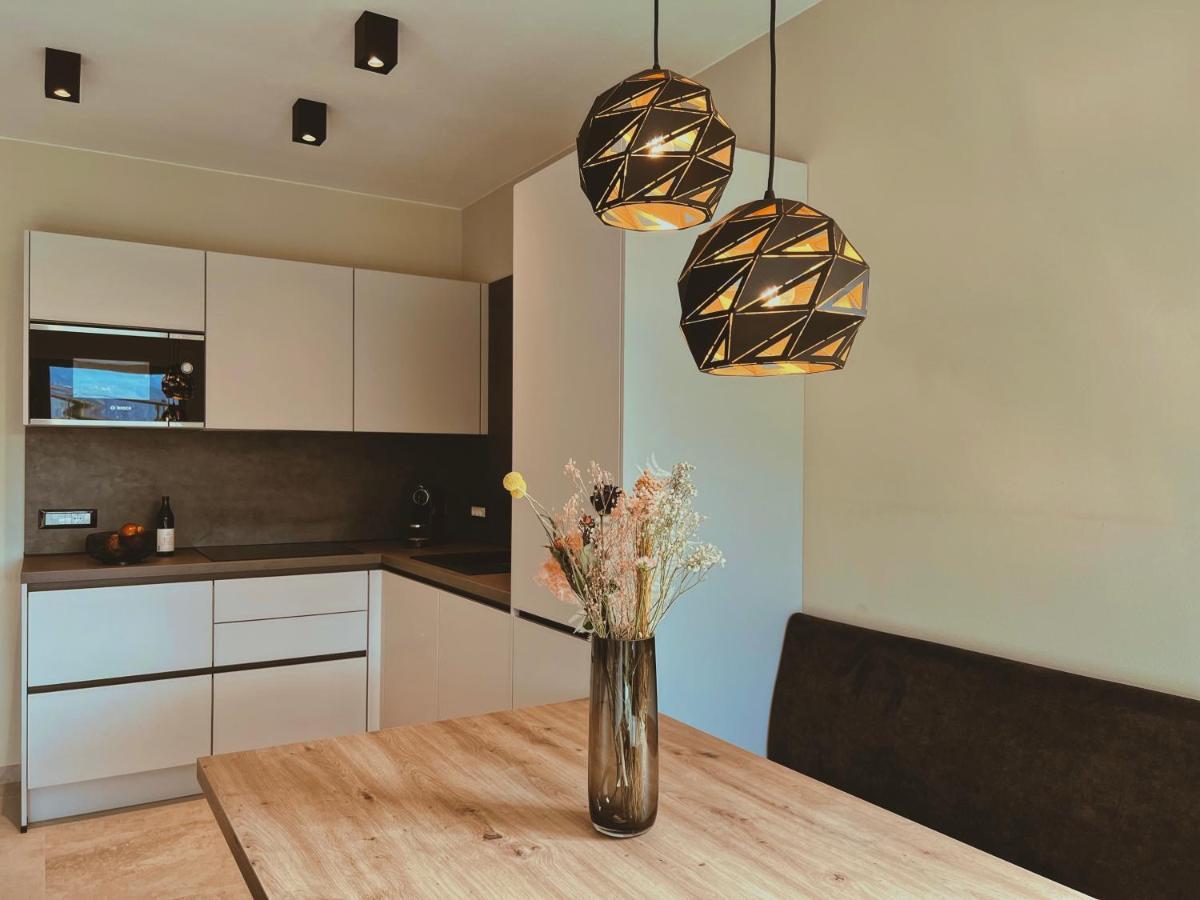 Boutique Hotel Wiesenhof - Adults Only 라나 외부 사진